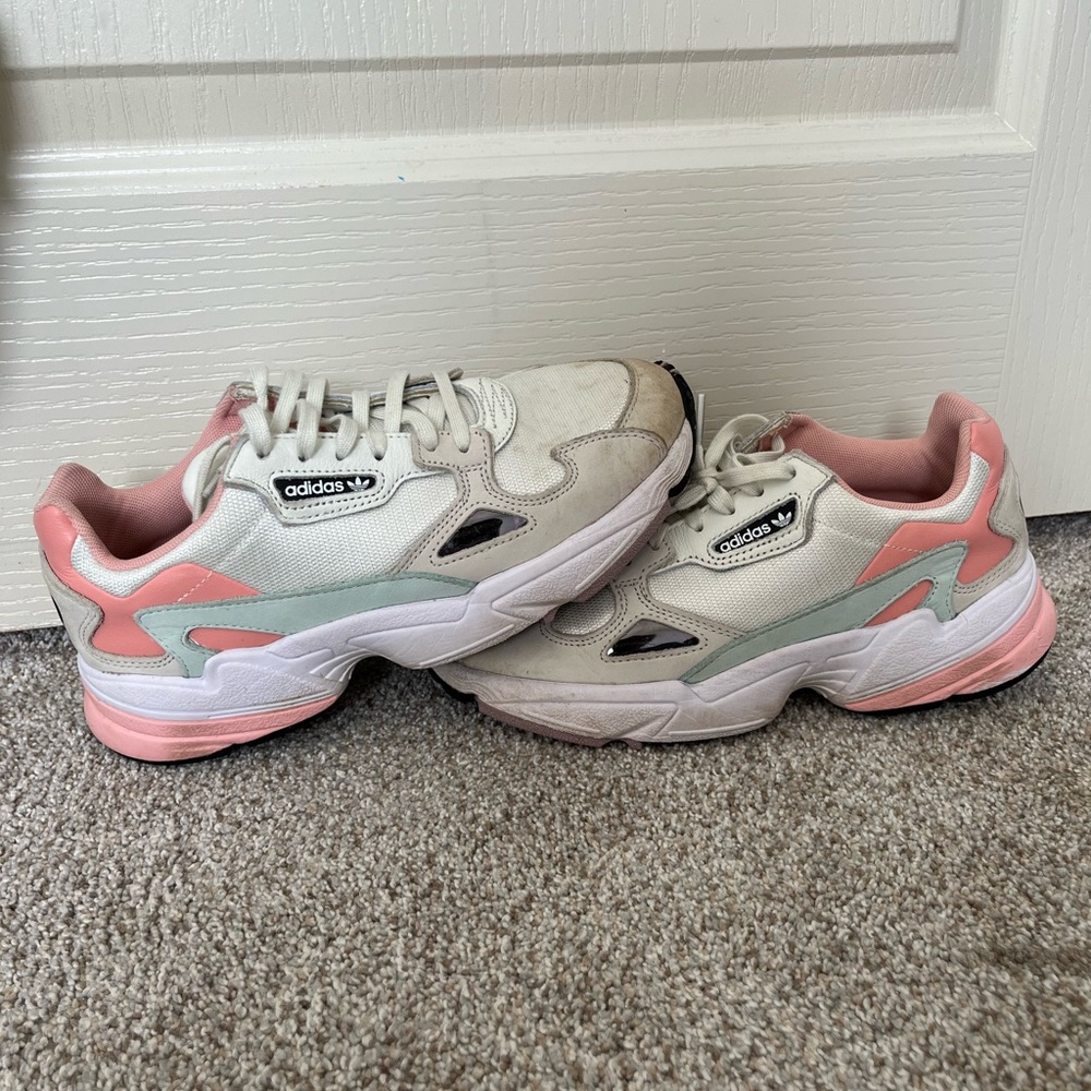 Women’s Adidas Falcon Wide Shoes